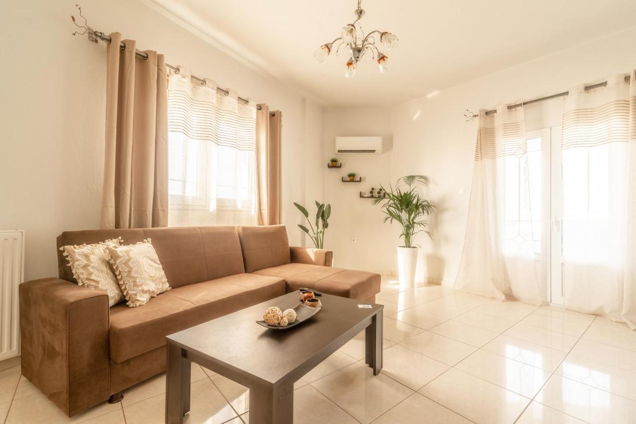 Spacious House With Seaview Iraklio